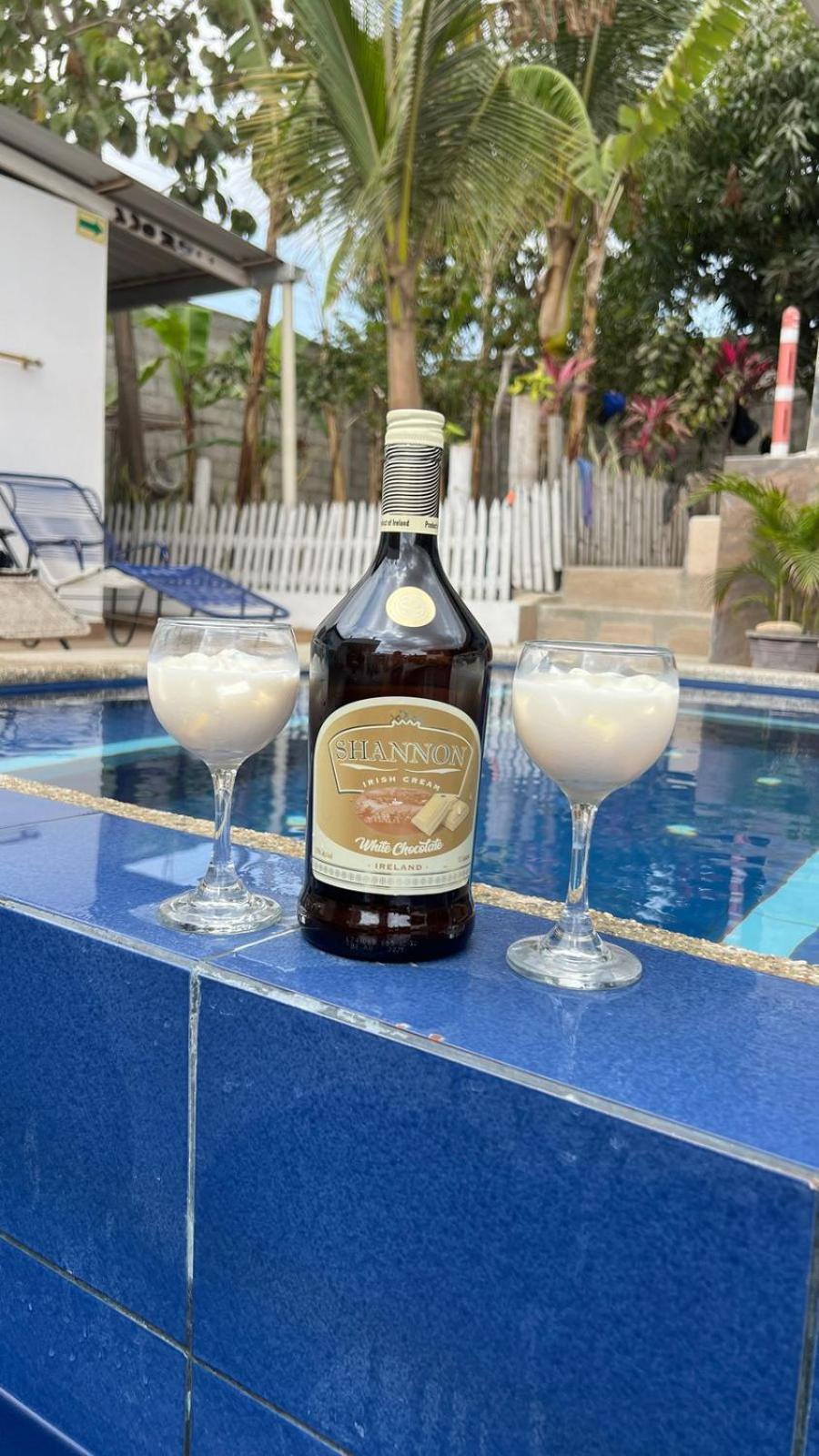 Casa Con Piscina Privada Hotel Manta Bagian luar foto